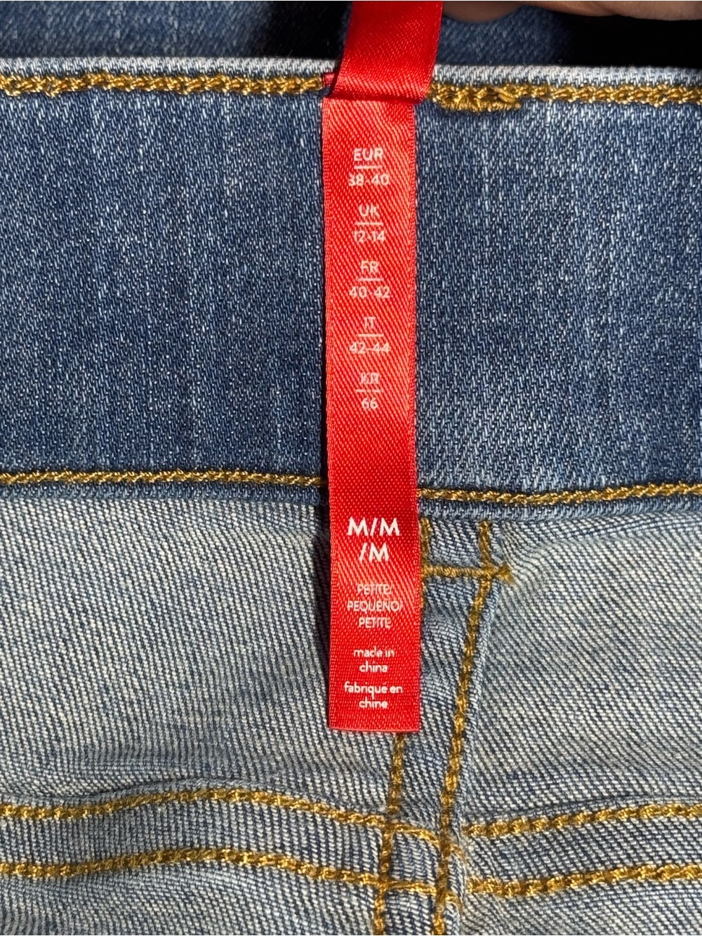 SPANX Pull-On Jeans Ankle Straight Leg Blue size Medium - Picture 9 of 12
